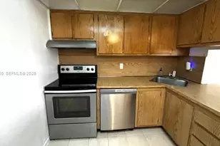 1470 NE 123rd St, North Miami, FL 33161 - Photo 7