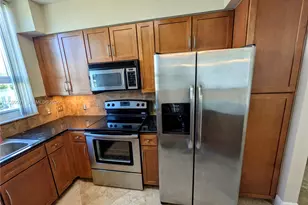 2000 N Bayshore Dr, Miami, FL 33137 - Photo 7