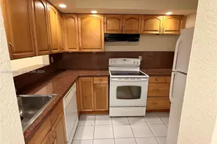 3396 Foxcroft Rd, Miramar, FL 33025 - Photo 5