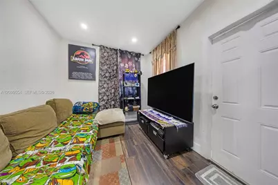 2420 NW 34th St, Miami, FL 33142 - Photo 13