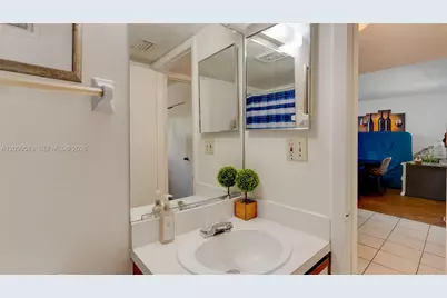 3409 NW 44th St #101, Oakland Park, FL 33309 - Photo 37