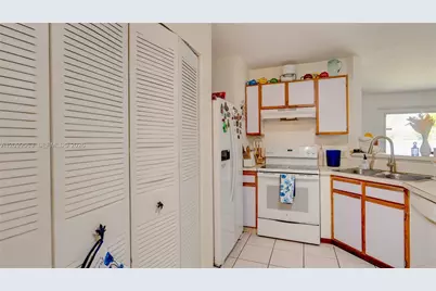 3409 NW 44th St #101, Oakland Park, FL 33309 - Photo 29