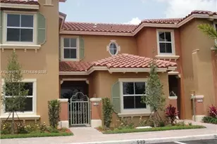 5803 Siena Ln, Hollywood, FL 33021 - Photo 1