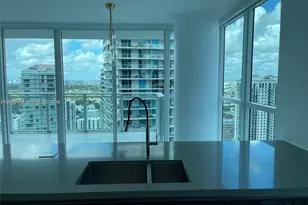 1080 Brickell Ave, Miami, FL 33131 - Photo 5