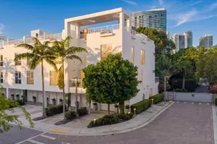 455 NE 39th St, Miami, FL 33137 - Photo 1