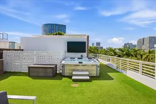 455 NE 39th St, Miami, FL 33137 - Photo 9