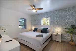 437 NE 107th St, Miami, FL 33161 - Photo 11