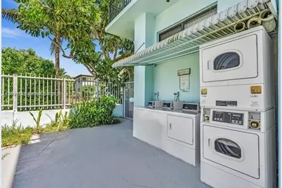 1165 Marseille Dr #20, Miami Beach, FL 33141 - Photo 21