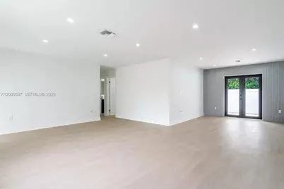 10 NW 100th St, Miami Shores, FL 33150 - Photo 5