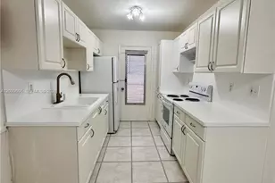 950 Biarritz Dr, Miami Beach, FL 33141 - Photo 5