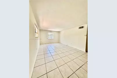 950 Biarritz Dr #4, Miami Beach, FL 33141 - Photo 3