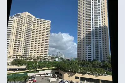 540 Brickell Key Dr #902, Miami, FL 33131 - Photo 47