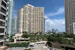 540 Brickell Key Dr, Miami, FL 33131 - Photo 21