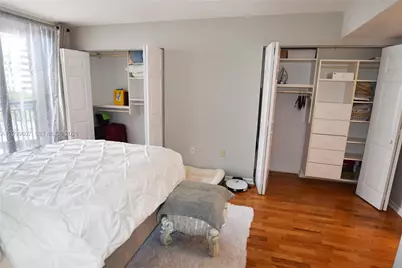 540 Brickell Key Dr #902, Miami, FL 33131 - Photo 15