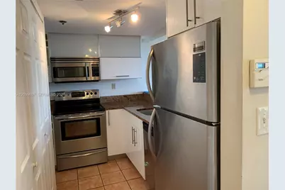 540 Brickell Key Dr #902, Miami, FL 33131 - Photo 41