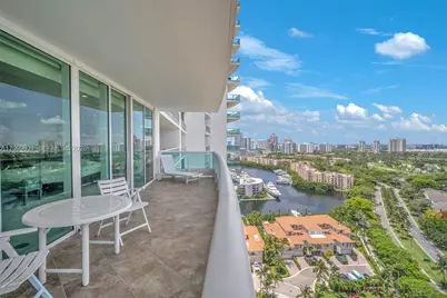 19955 NE 38th Ct #2204, Aventura, FL 33180 - Photo 31