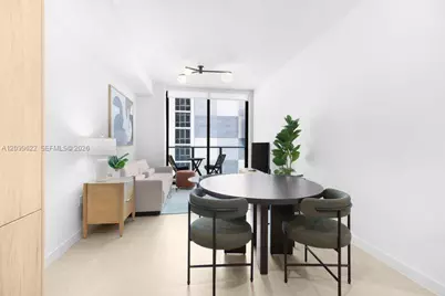 11 NE 6th St #510, Miami, FL 33132 - Photo 5