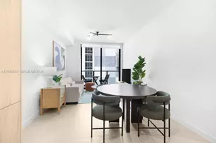 11 NE 6th St, Miami, FL 33132 - Photo 5