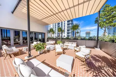 11 NE 6th St #510, Miami, FL 33132 - Photo 31