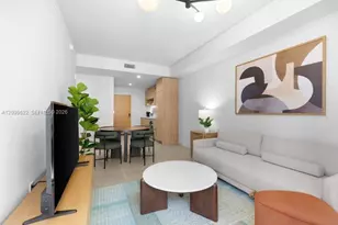 11 NE 6th St, Miami, FL 33132 - Photo 3