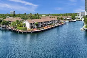 2689 NE 165th St, North Miami Beach, FL 33160 - Photo 53