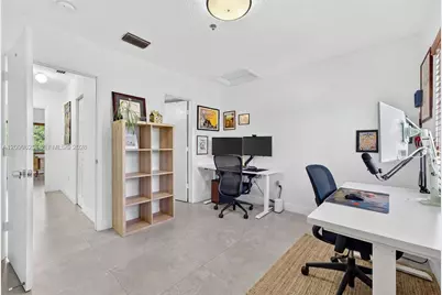 105 Riviera Cir, Weston, FL 33326 - Photo 17