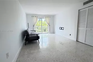 836 SW 1st St, Miami, FL 33130 - Photo 3