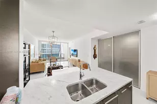 900 Biscayne Blvd, Miami, FL 33132 - Photo 17