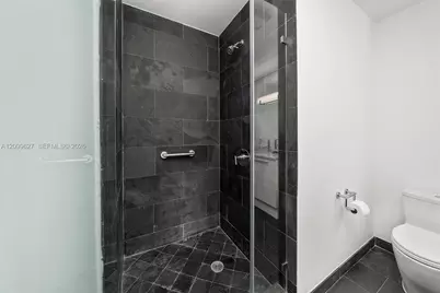 900 Biscayne Blvd #5310, Miami, FL 33132 - Photo 29