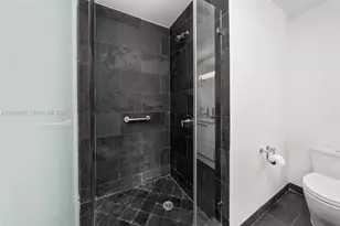 900 Biscayne Blvd, Miami, FL 33132 - Photo 29