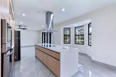 149 Cameron Dr, Weston, FL 33326 - Photo 15