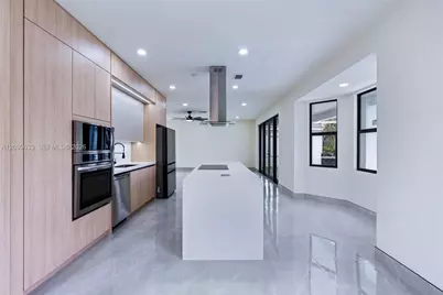 149 Cameron Dr, Weston, FL 33326 - Photo 17
