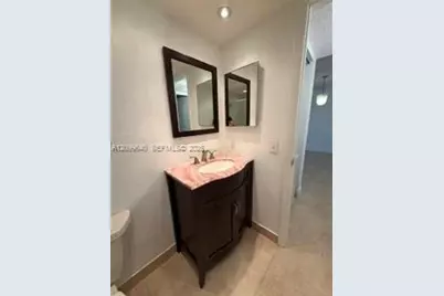 112 Lake Emerald Dr #109, Oakland Park, FL 33309 - Photo 19