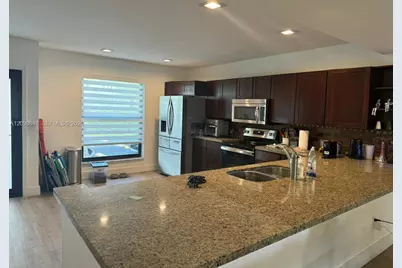 3720 NE 167th St #39, North Miami Beach, FL 33160 - Photo 3