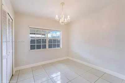 6660 W 13th Ave, Hialeah, FL 33012 - Photo 15