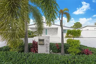 6660 W 13th Ave, Hialeah, FL 33012 - Photo 1