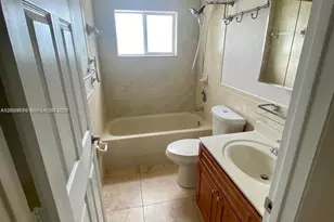 2485 W 5th Ct, Hialeah, FL 33010 - Photo 11