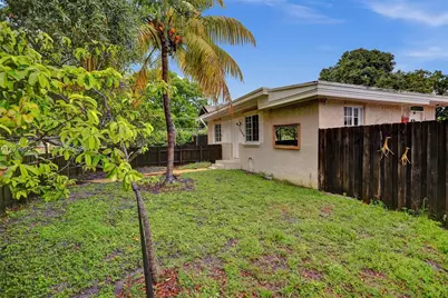 1699 NE 157th Ter, North Miami Beach, FL 33162 - Photo 3