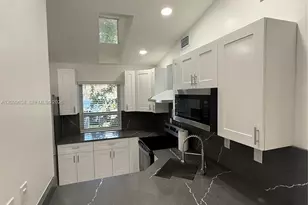 11025 SW 152nd Ct, Miami, FL 33196 - Photo 7