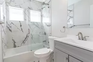 15482 SW 137th Pl, Miami, FL 33177 - Photo 17
