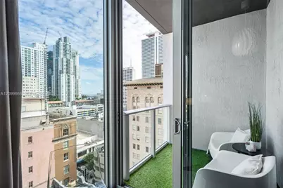 151 SE 1st St #1404, Miami, FL 33131 - Photo 23