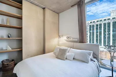 151 SE 1st St #1404, Miami, FL 33131 - Photo 13