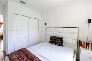 8932 SW 18th St, Miramar, FL 33025 - Photo 15