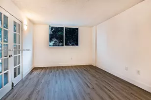 1251 NE 108th St, Miami, FL 33161 - Photo 15