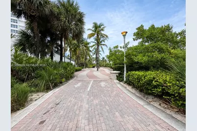 1623 Collins Ave #220, Miami Beach, FL 33139 - Photo 15