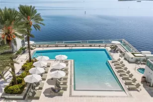 1331 Brickell Bay Dr, Miami, FL 33131 - Photo 3