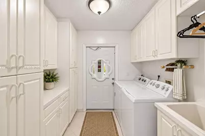 19310 SW 88th Ct, Cutler Bay, FL 33157 - Photo 13