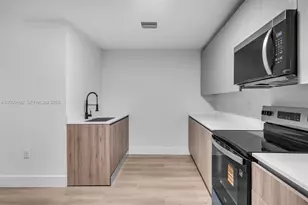 3728 NW 19th Ave, Miami, FL 33142 - Photo 5