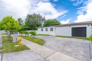 13470 NW 16th Ave, North Miami, FL 33167 - Photo 3