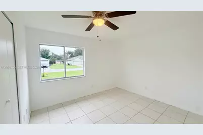 731 SW 24th St SW #5, Vero Beach, FL 32962 - Photo 11